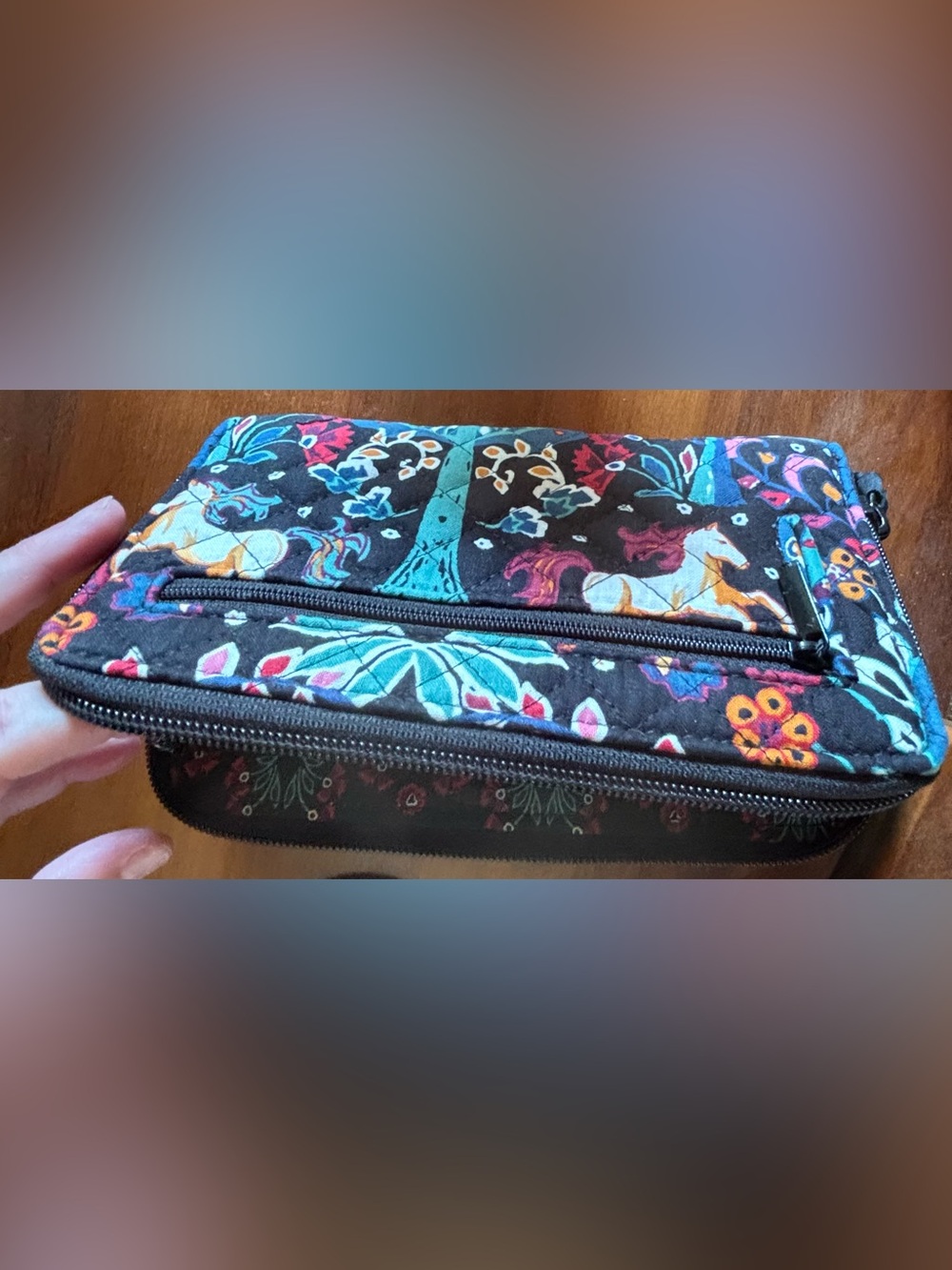 VERA BRADLEY RFID Turnlock Zip Wallet ‘Enchantment’ Horse Fox Bird NEW $95 - Picture 4 of 9